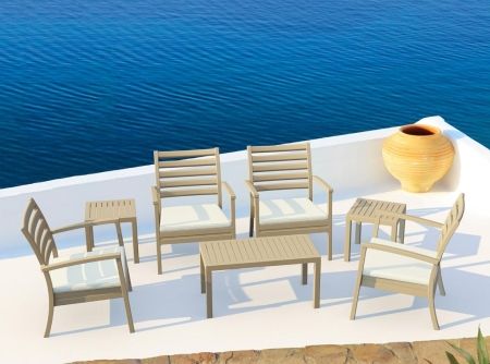 Столик пластиковый журнальный Ocean Side Table бежевый фото в интернет-магазине Stoolmarket