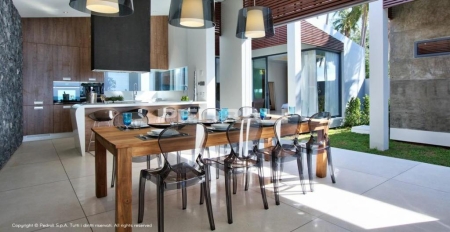 Стул прозрачный PEDRALI Queen серый