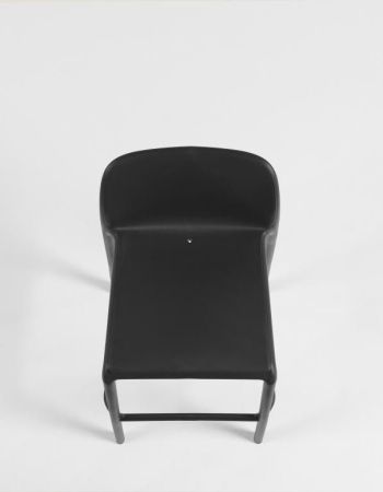 Стул пластиковый полубарный Faro Mini черный