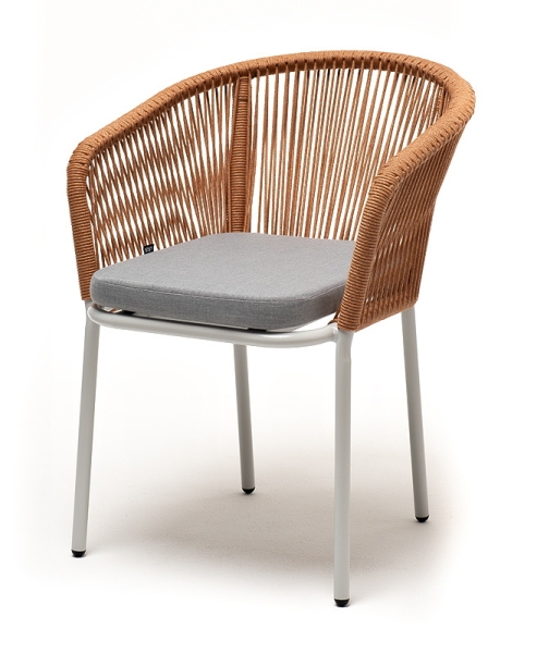 "Марсель" стул плетеный из роупа, каркас алюминий светло-серый (RAL7035) муар, роуп оранжевый меланж круглый, ткань светло-серая "Марсель" стул плетеный из роупа, каркас алюминий светло-серый (RAL7035) муар, роуп оранжевый меланж круглый, ткань светло-серая