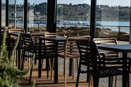 Кресло пластиковое Doga антрацит