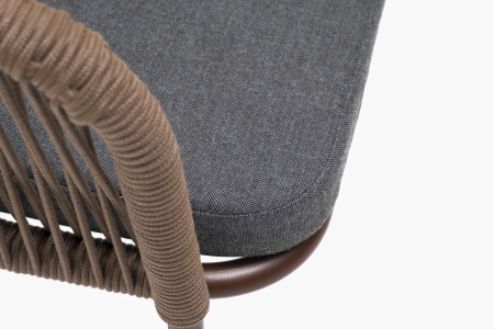 "Марсель" стул плетеный из роупа, каркас алюминий коричневый (RAL8016) муар, роуп коричневый круглый, ткань темно-серая 027 "Марсель" стул плетеный из роупа, каркас алюминий коричневый (RAL8016) муар, роуп коричневый круглый, ткань темно-серая 027