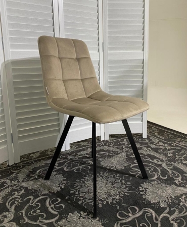 Стул CHILLI SQUARE BLUVEL-40 бежевый, велюр, черный каркас