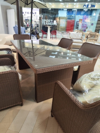 Комплект обеденной плетеной мебели Tagliamento Barcelona Комплект обеденной плетеной мебели Tagliamento Barcelona