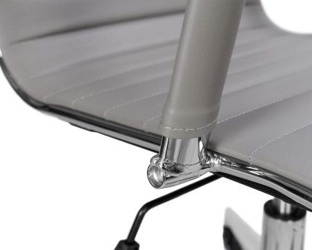 Офисное кресло для руководителей CLARK SIMPLE серый (47)