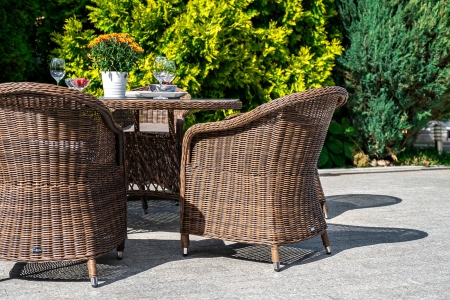 "Равенна" плетеное кресло из искусственного ротанга, коричневый с серо-коричневой подушкой