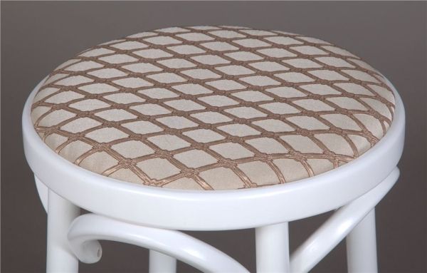 Деревянный табурет Венский белая эмаль с мягким сиденьем из бежевой ткани Деревянный табурет Венский белая эмаль с мягким сиденьем из бежевой ткани