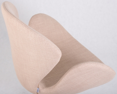 Кресло дизайнерское SWAN бежевая ткань, золотое основание