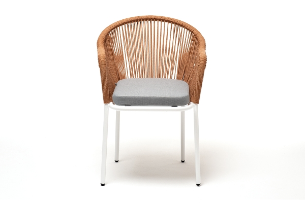 "Лион" стул плетеный из роупа, каркас из стали светло-серый (RAL7035) муар, роуп оранжевый меланж круглый, ткань светло-серая "Лион" стул плетеный из роупа, каркас из стали светло-серый (RAL7035) муар, роуп оранжевый меланж круглый, ткань светло-серая