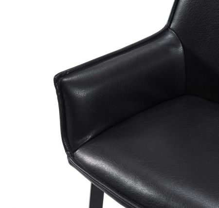 Стул полубарный SOHO черный