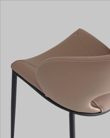 Стул Вивьен экокожа светло-коричневый