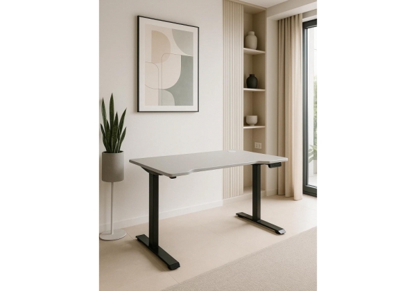 Компьютерный стол Маркос 140х80 светло-серый, черный Компьютерный стол Маркос 140х80 светло-серый, черный