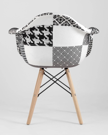 Кресло DSW пэчворк черно-белое Кресло DSW пэчворк черно-белое