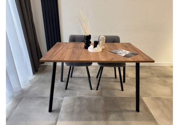 Стол деревянный Кортни 117 (157) x 77 дуб крафт табачный, черный матовый