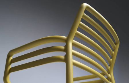 Кресло пластиковое Doga грушевый