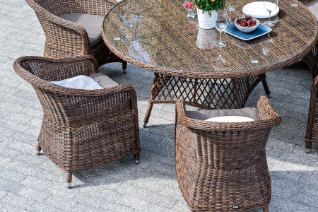 "Равенна" плетеное кресло из искусственного ротанга, коричневый с серо-коричневой подушкой